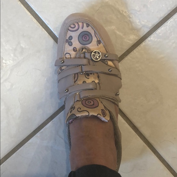 Adorable!  blush/pink suede& leather cutouts - Picture 5 of 8